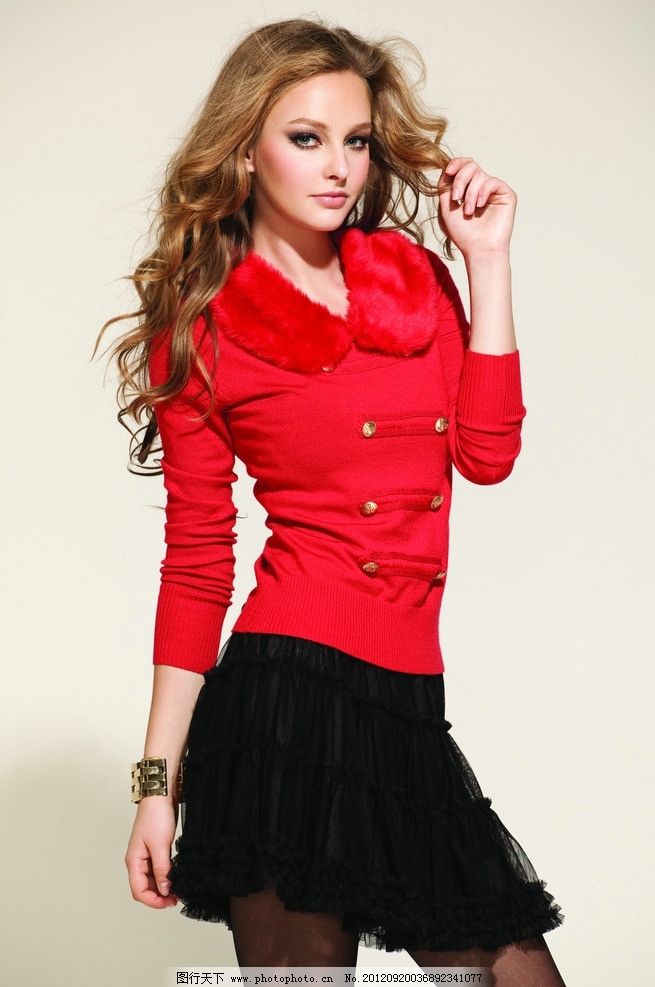 秋日风尚 从街拍到秀场，解锁秋季时尚穿搭灵感